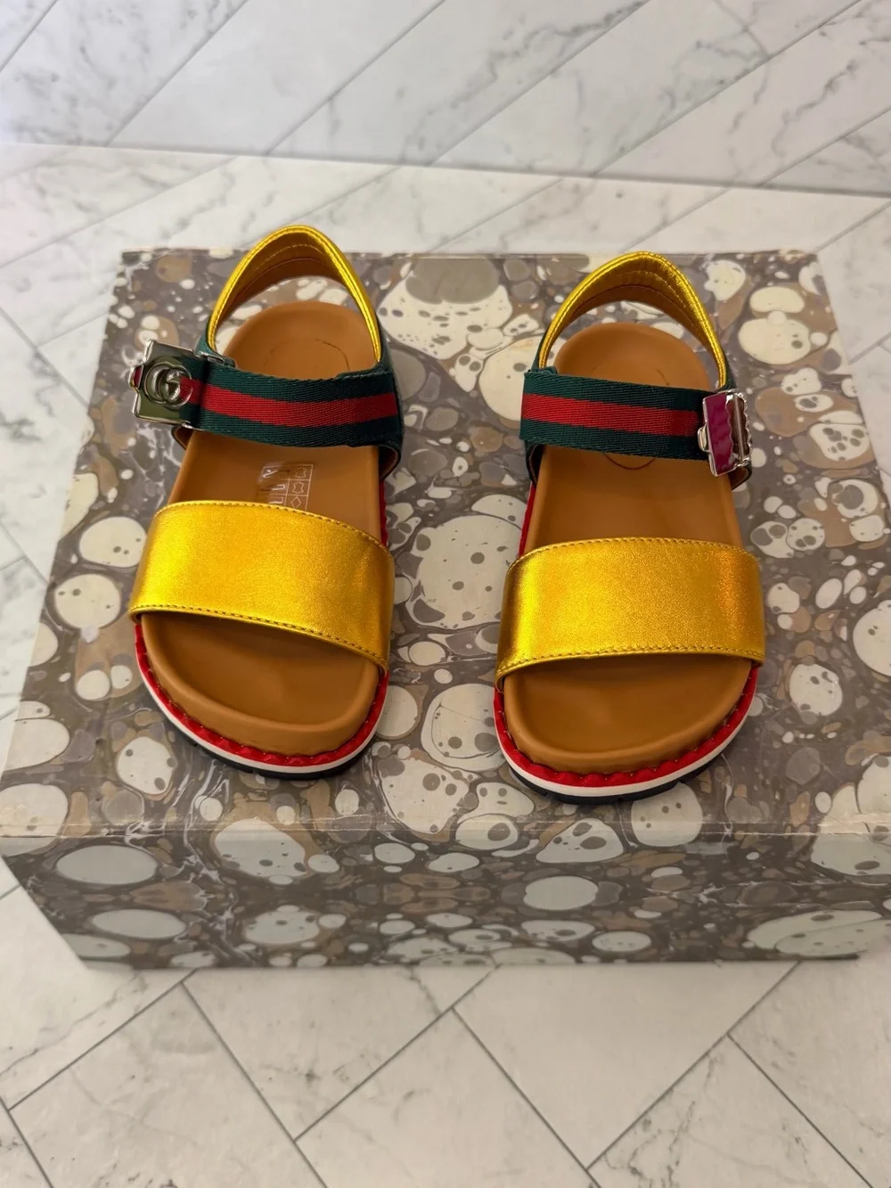 GUCCI KIDS Metallic Yellow & Green Sport Sandals